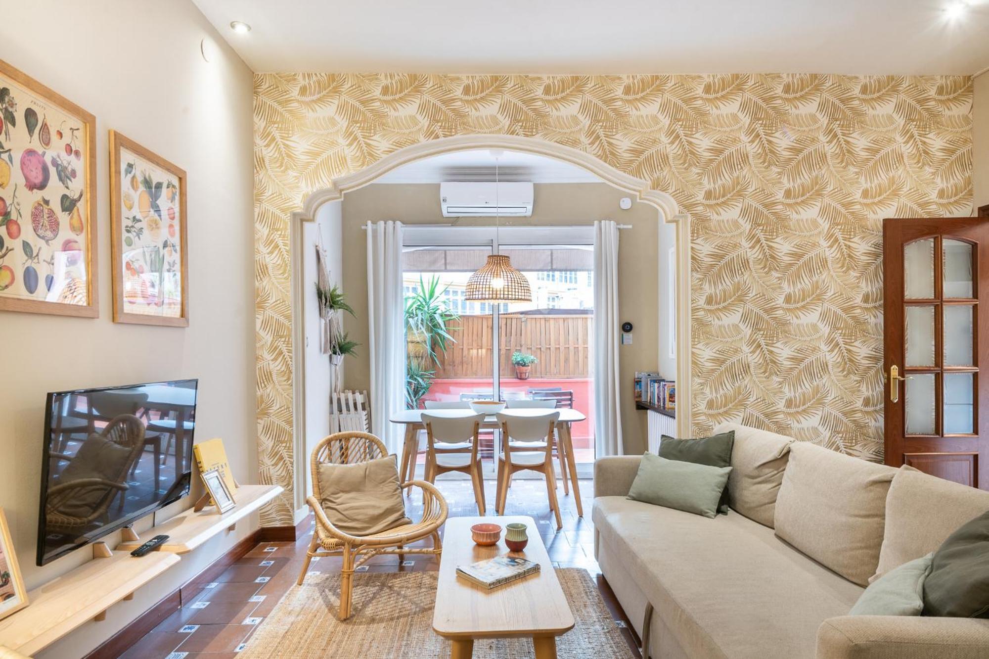 Spacious & Sunny Apt With Terrace In The City Center Barselona Dış mekan fotoğraf