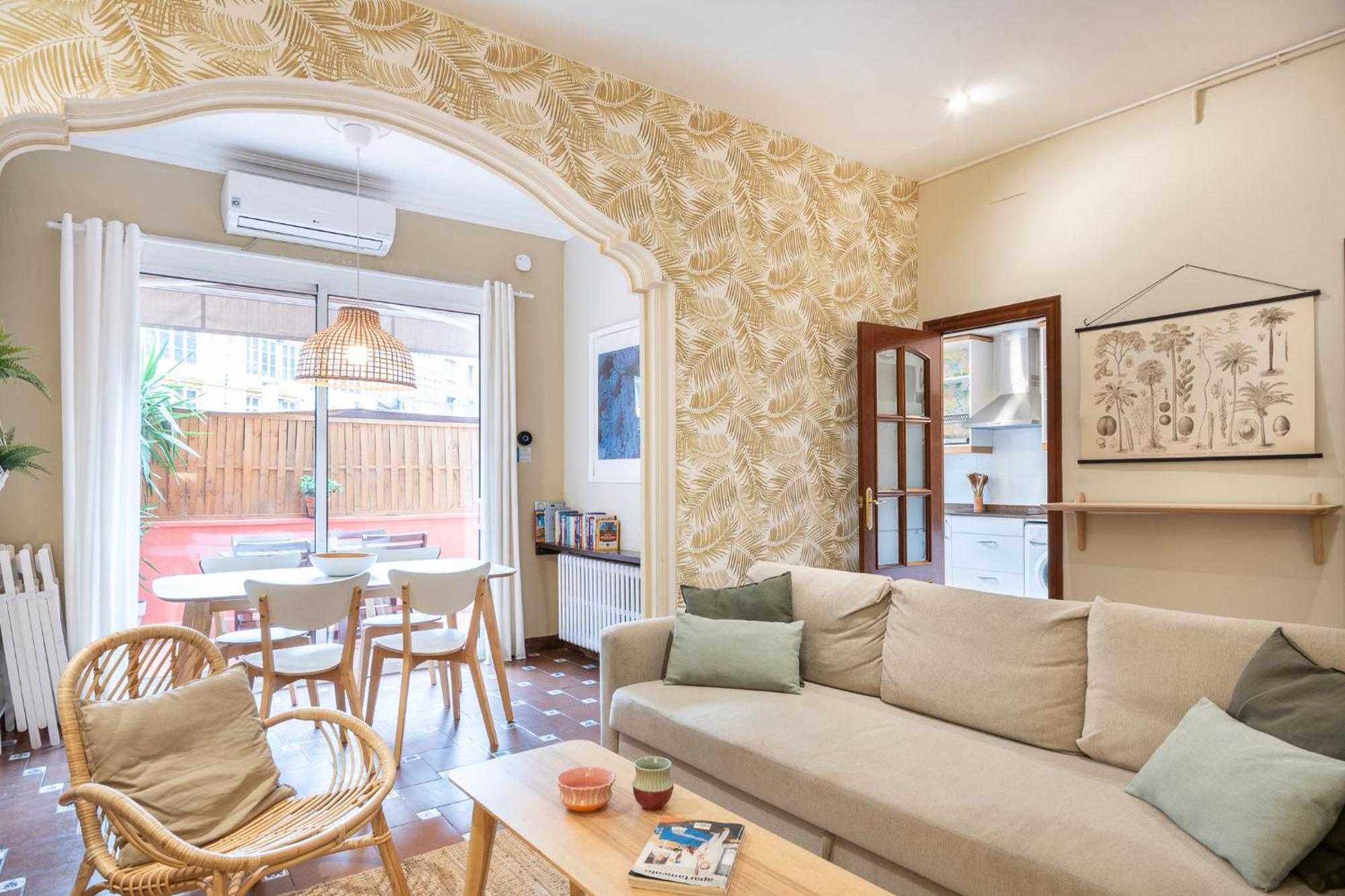 Spacious & Sunny Apt With Terrace In The City Center Barselona Dış mekan fotoğraf